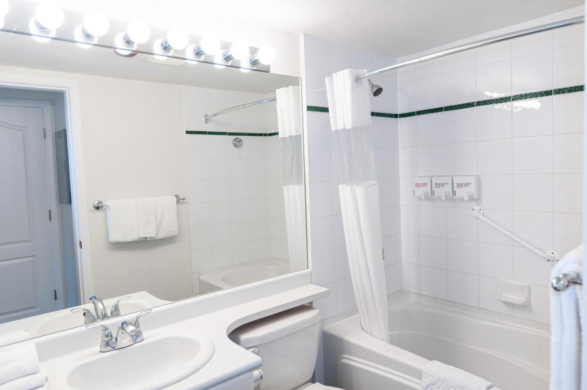 Bear Lodge Two Bedroom By Mva Whistler Buitenkant foto